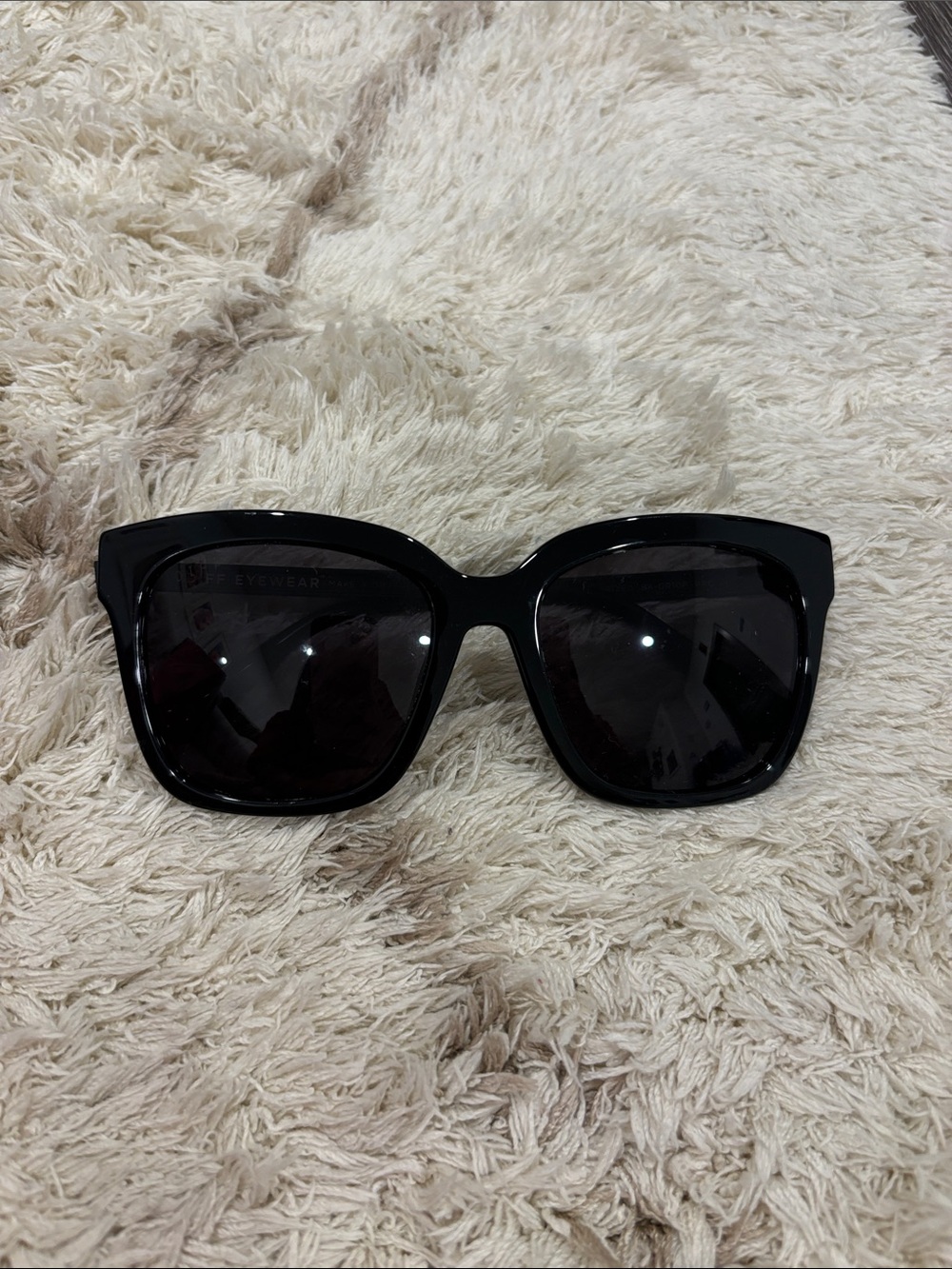 Diff Eyewear Black Oversized Women's Sunglasses